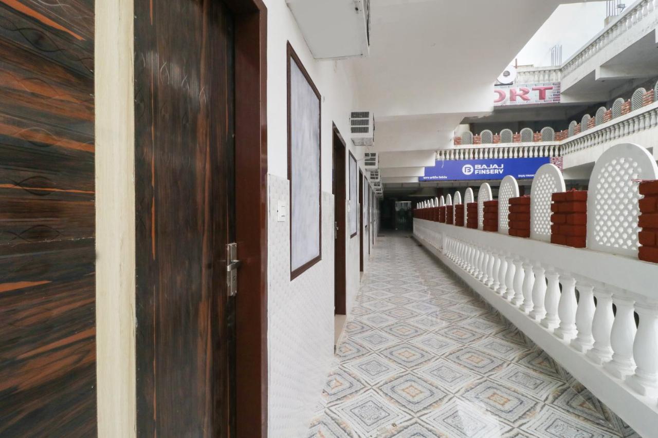 โอโย 49095 โฮเต็ล เค ฟอร์ต Hotel Abadpura ภายนอก รูปภาพ